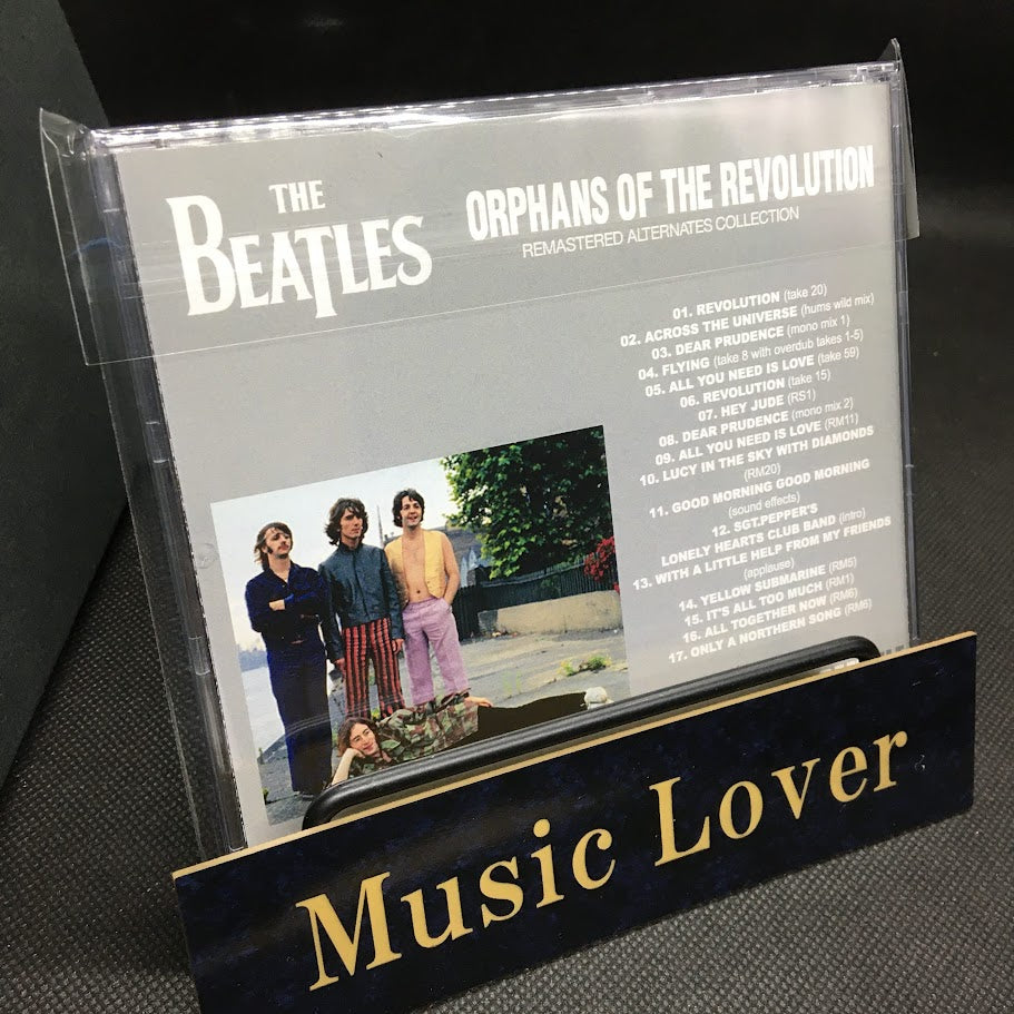 THE BEATLES / ORPHANS OF THE REVOLUTION Soundobard (1CDR)