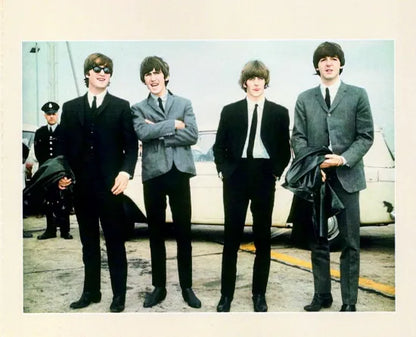 THE BEATLES / CONCERT AT WASHINGTON COLISEUM 1964 (1CDR+1BDR)
