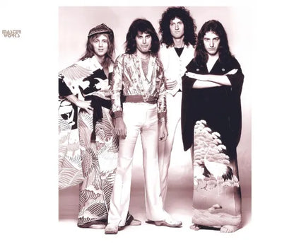 QUEEN / A NIGHT AT THE OPERA THE ALTERNATE COLLECTION ANNIVERSARY GOLD EDITION (1CD+1DVD)