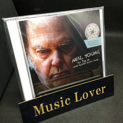 NEIL YOUNG / 1ST DAY AT 2010 TWISTED ROAD TOUR (2CDR)