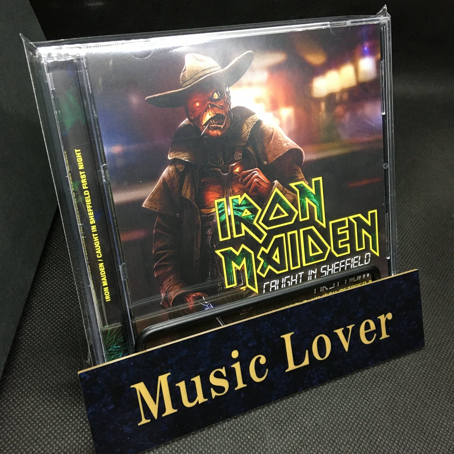 IRON MAIDEN / CAUGHT IN SHEFFIELD FIRST NIGHT (2CDR)