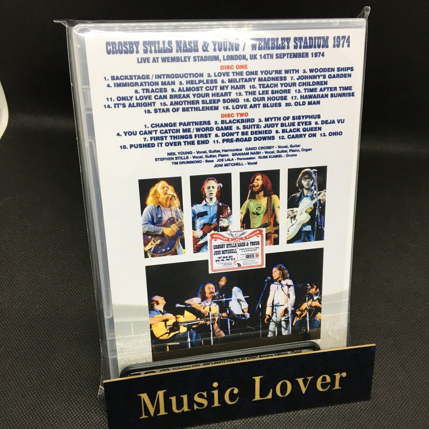 CROSBY STILLS NASH & YOUNG / WEMBLEY STADIUM 1974 COMPLETE PRO SHOT (2DVDR)