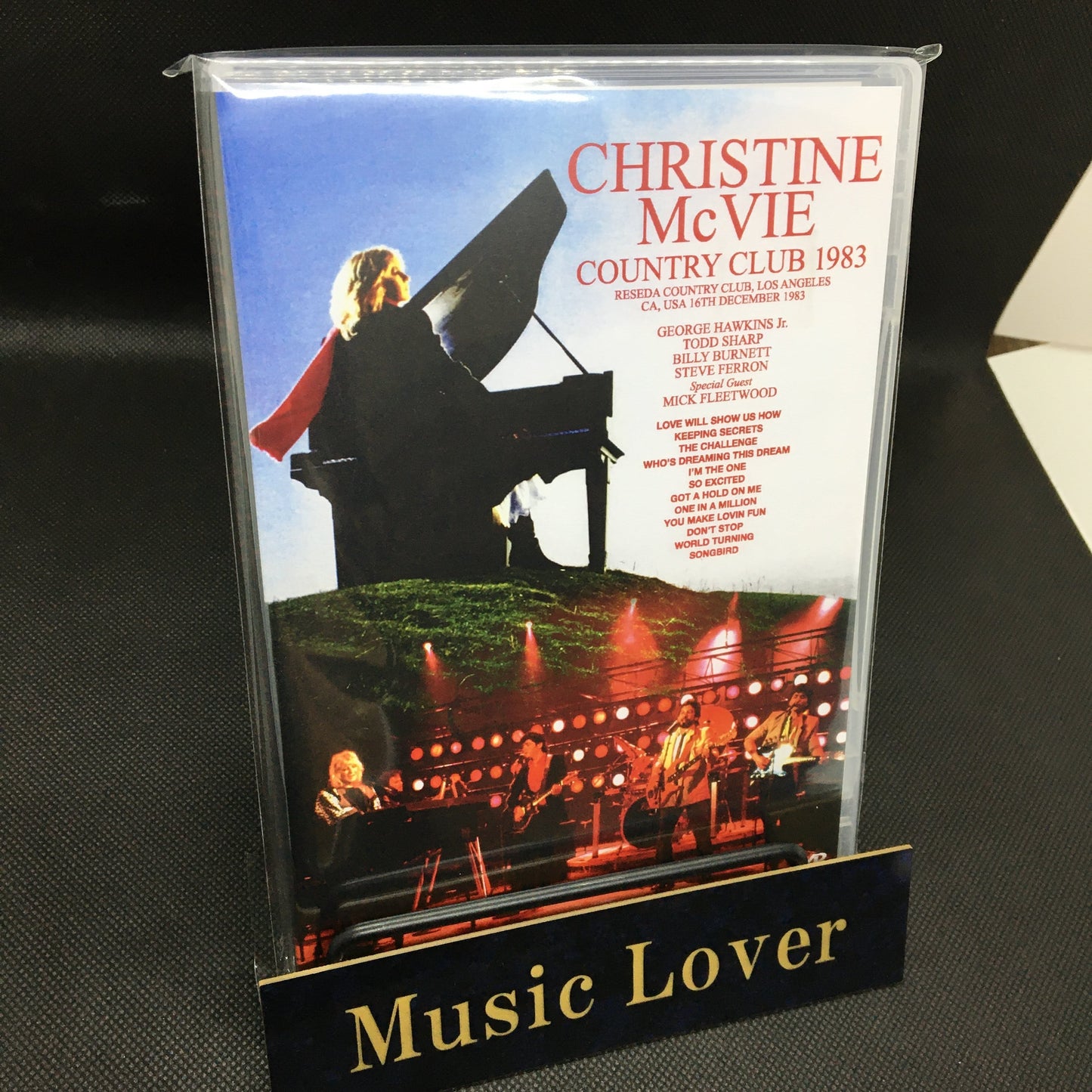 CHRISTINE McVIE / COUNTRY CLUB 1983 PRO SHOT (1DVDR)