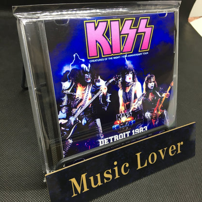 Kiss / DETROIT 1983 MI,USA Official Microphones Recording (1CDR) White label disc