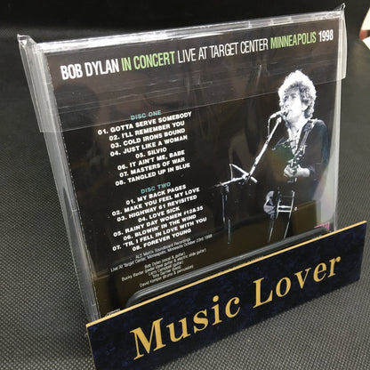 BOB DYLAN / LIVE AT TARGET CENTER, MINNEAPOLIS 1998 Soundboard (2CDR)