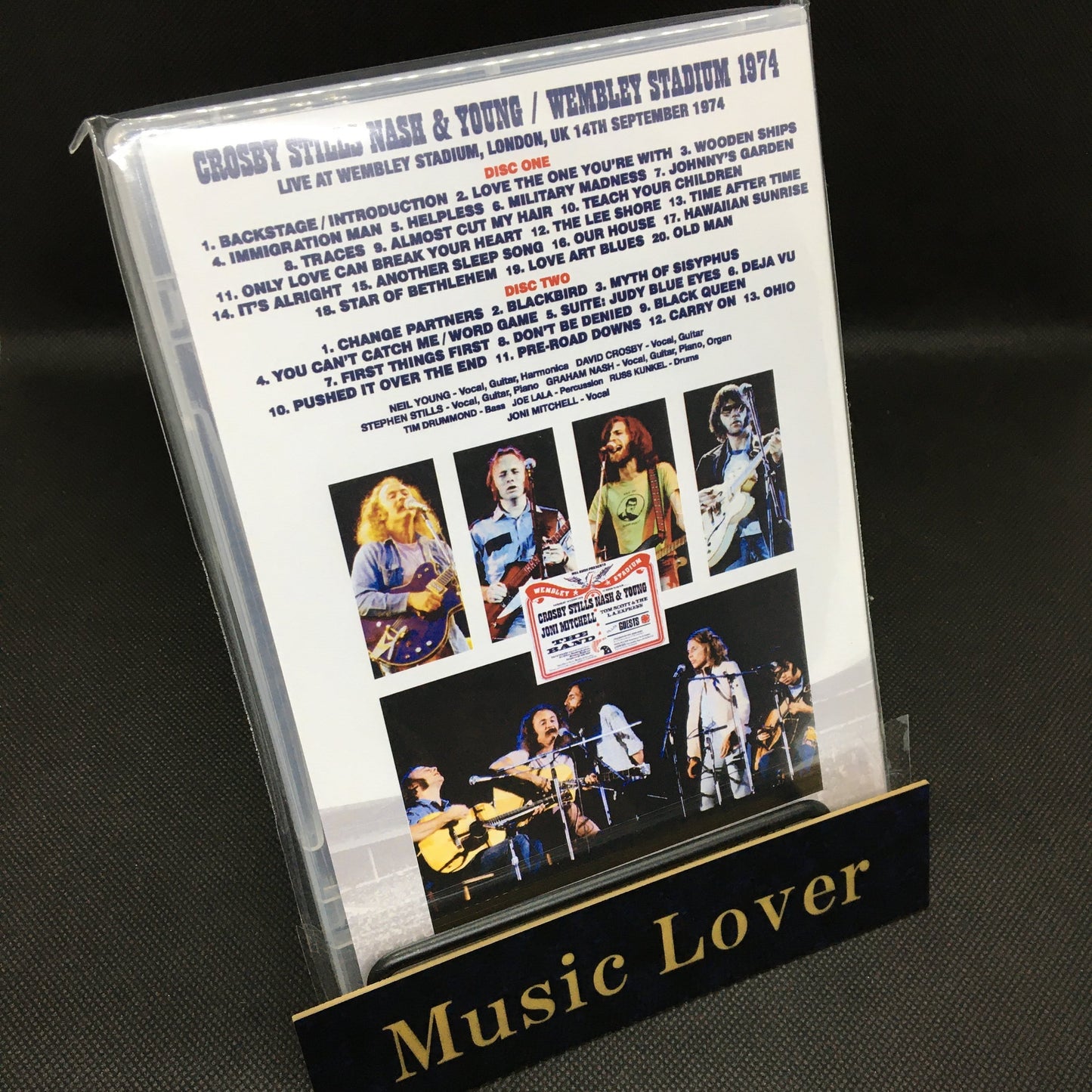 CROSBY STILLS NASH & YOUNG / WEMBLEY STADIUM 1974 COMPLETE PRO SHOT (2DVDR)