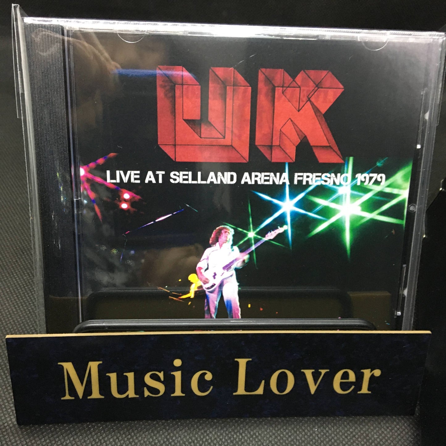 U.K. / LIVE AT SELLAND ARENA FRESNO 1979 (1CDR)